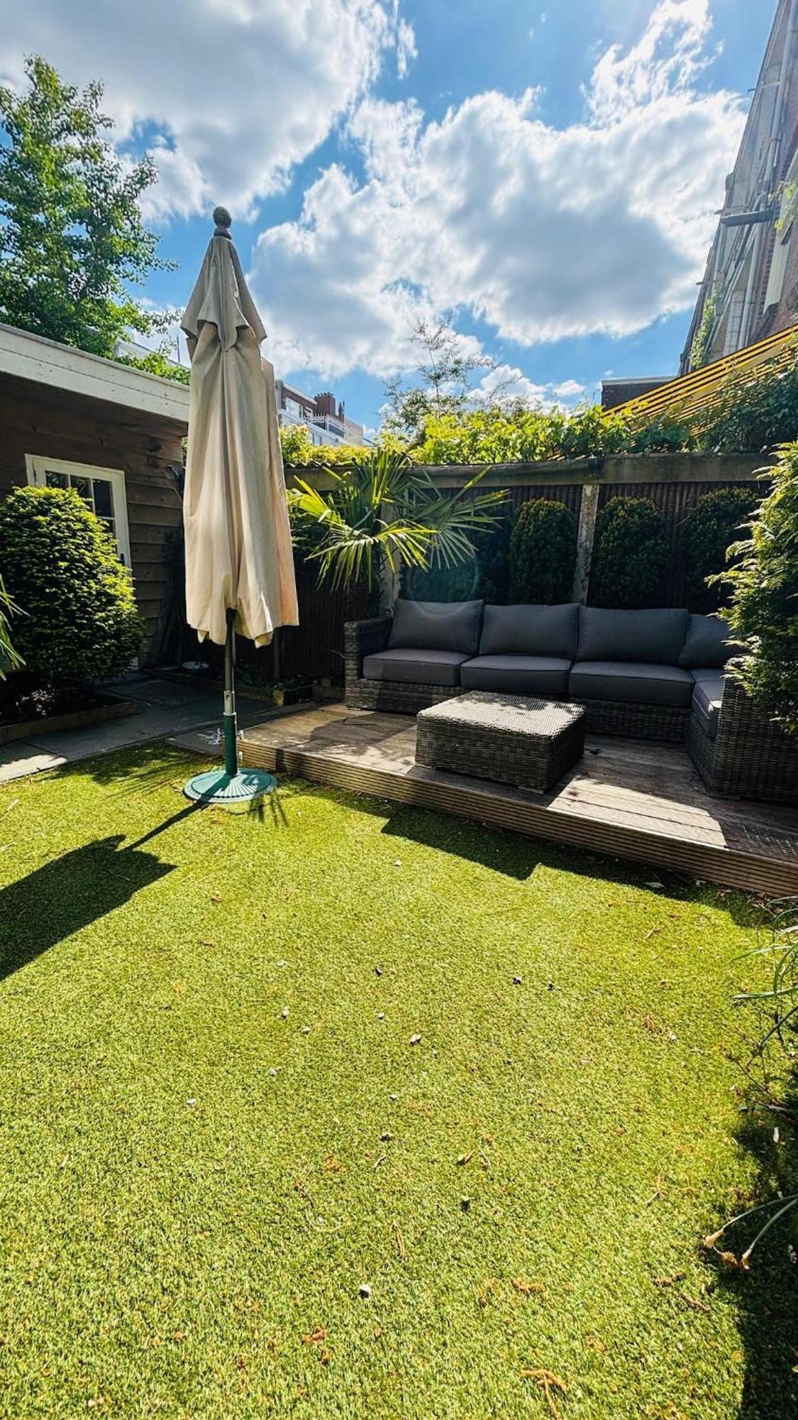 Family House With Garden Near Den Haag